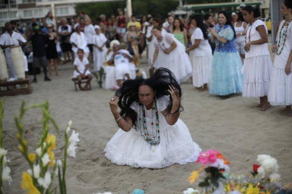 10899662_1528124330772472_1969710693_n