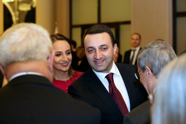 1511607_770559113035167_502793225411876551_n