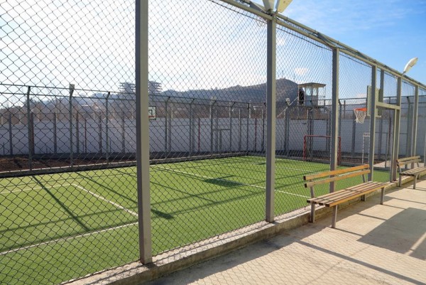 934889_742842579125109_26364112534647875_n