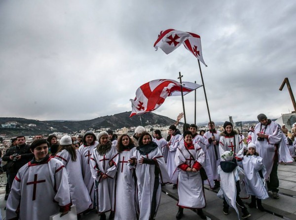 10157244_383877091780570_1252970530313796515_n