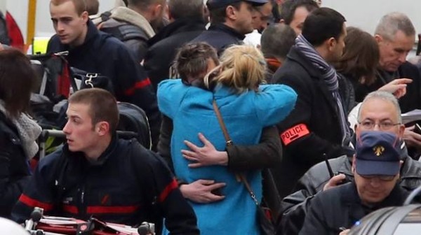 10904141_902664689773770_1191399079_n