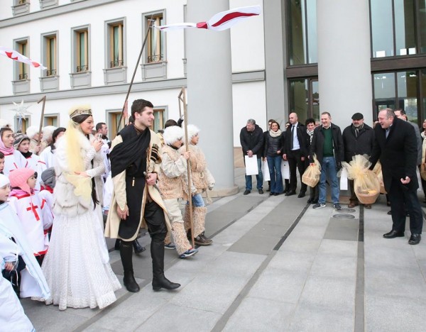 10906551_383876431780636_8048643761965003593_n