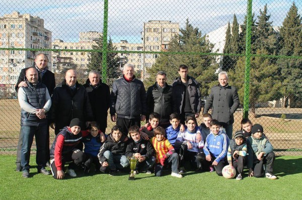 10913529_10152659815054779_1425725482_n