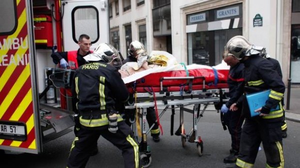 10913543_902664699773769_1406043434_n