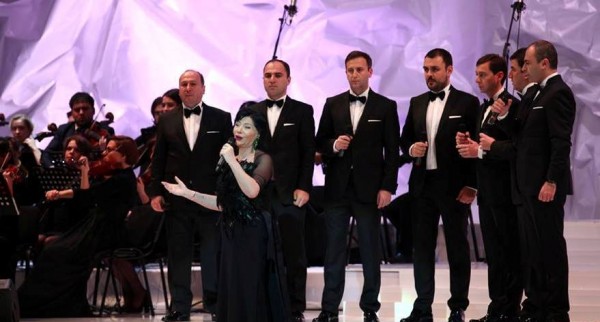 10913597_10152660015484779_2106949940_n