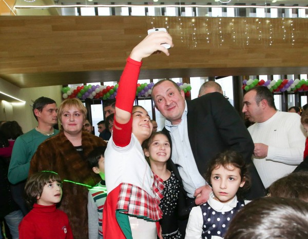 10914914_383148368520109_6993044509434428844_o