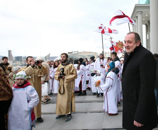 10917840_383876868447259_3667083390753972054_n