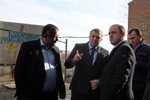 10922252_335215263351330_478401057_n