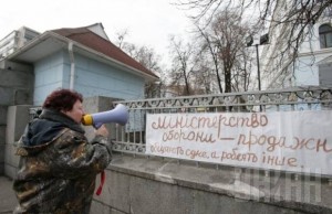 10943538_915635681810004_943430709_n