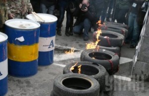 10958401_915635668476672_398173506_n