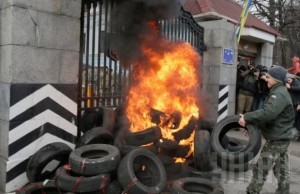 10965928_915635688476670_362561241_n