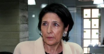 რაში ამხელს სალომე ზურაბიშვილი “ნაციონალებს” – მათ ამ ფაქტით რუსეთის წისქვილზე დაასხეს წყალი