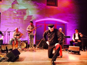 11039445_822489977800056_807375765_n