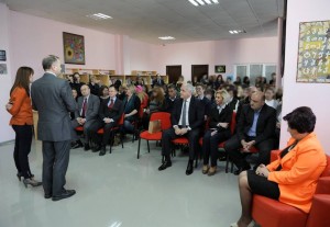 11096857_1561636127421292_929245798_n