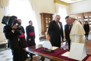 11000657_420776428090636_5317438878675643521_n