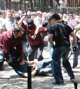 11168991_937393379616489_637558721_n