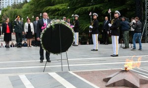 10660221_433169840184628_4708343434957457174_n