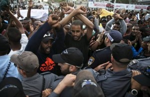 11124000_10152909259549779_1339758140_n