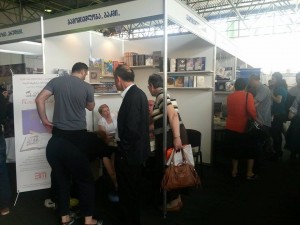 11350355_570495136424260_712034119_n