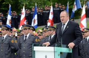 11350358_376480495891473_436484436_n