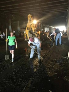 11212436_380839252122264_1070347053_n