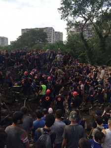 11292948_1086927244668784_1128671634_n