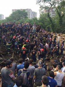 11311851_1086927241335451_799545099_n