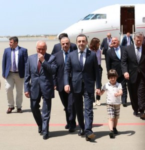 11393088_867659296658481_6368352918862584634_n (1)