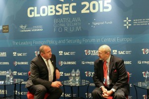 11653492_916673341709879_1602173346_n