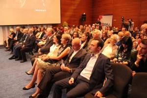 11698542_391034517758606_4329767700456874884_n