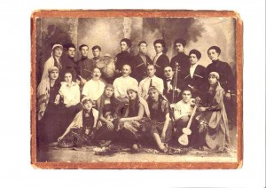 11062815_393018320893559_117365364227898166_n