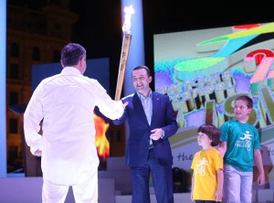 11755684_885387068219037_6851336615351601440_n