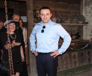 11774390_1025729947450990_1791456863_n