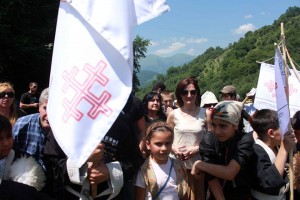 11798095_1025728404117811_1409150310_n