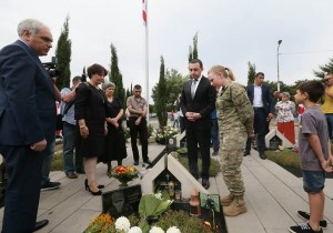 11251883_895710913853319_6772133112220682574_n