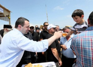 11822795_892779577479786_1428575239639800644_n