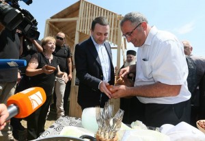 11824986_892779217479822_4452468438041807813_n