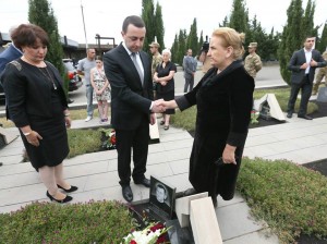 11836854_895710243853386_1476680453015280612_n