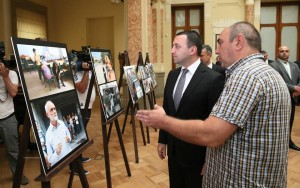 11855890_895773473847063_4600756283503372517_n