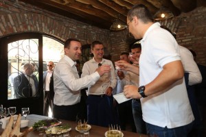 11880462_897796063644804_2016200464112802278_n