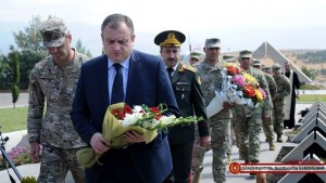 11891127_1041278885904853_1224734149015983904_n