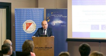 ნოდარ ხადურმა კონფერენცია – “ფულის გათეთრებისა და ტერორიზმის დაფინანსების წინააღმდეგ ბრძოლა” გახსნა