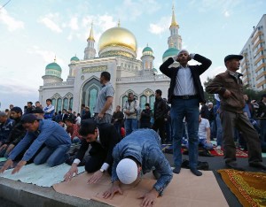 12053345_10204680509844271_893343312_n