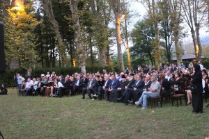 12053327_421969424665115_571834739_n