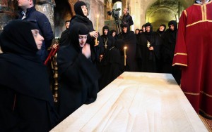 12064126_415650135307842_588463024_n