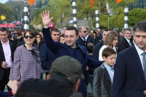 12167155_416420808564108_475280708_n