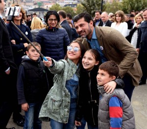 12168113_416420818564107_482432213_n