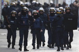 12233116_10204903739624876_1221863793_n