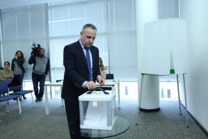 12241298_884976221550960_464541871752068087_n