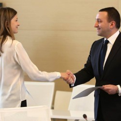 12242875_1035300423159117_744054366_o